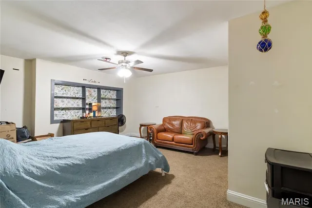 $320,000 | 2707 North Service Road West, St. Clair, MO 63077