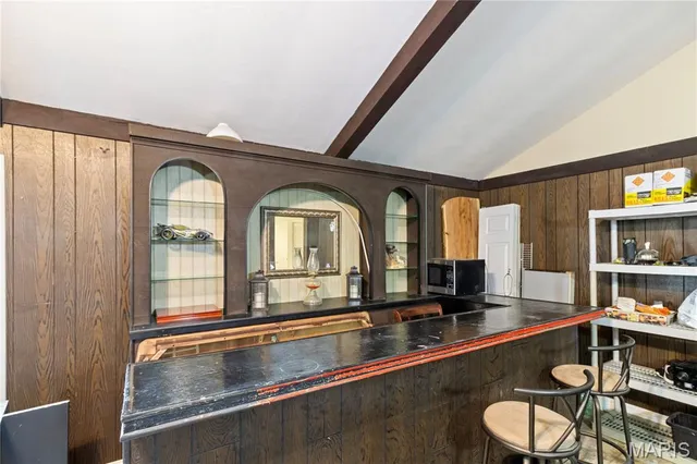 $320,000 | 2707 North Service Road West, St. Clair, MO 63077