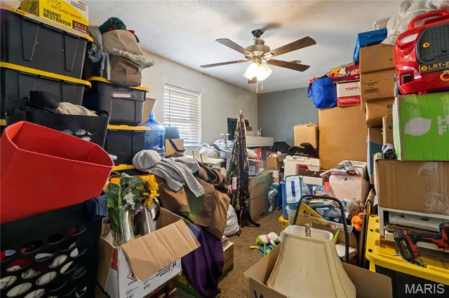 $320,000 | 2707 North Service Road West, St. Clair, MO 63077