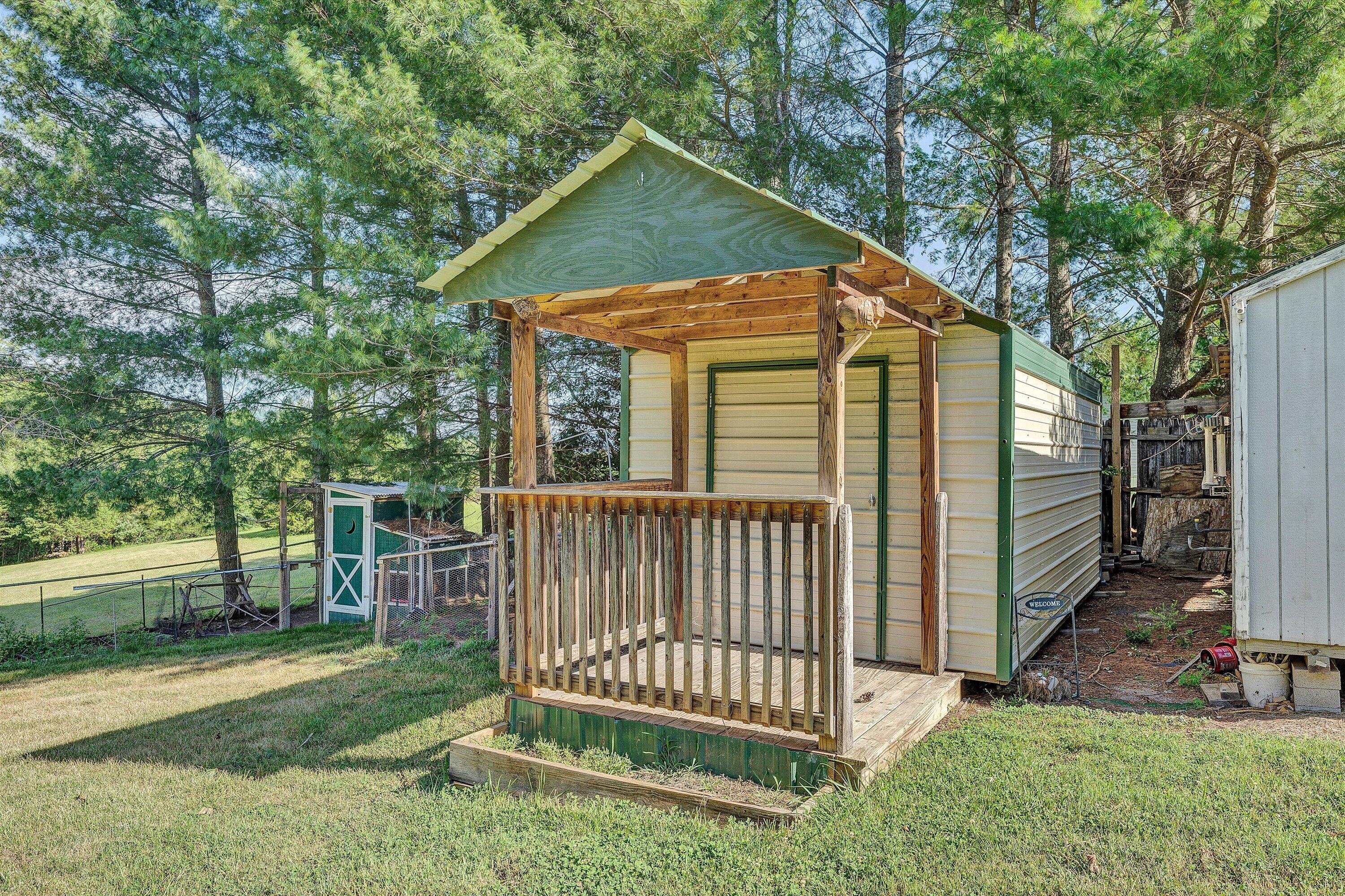 8755 Rocky Ford Road Moneta, VA 24121 - Photo 28 of 37 30-DSC04924