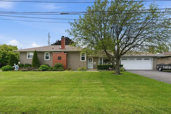 $375,000 | 12640 South Tripp Avenue, Alsip, IL 60803