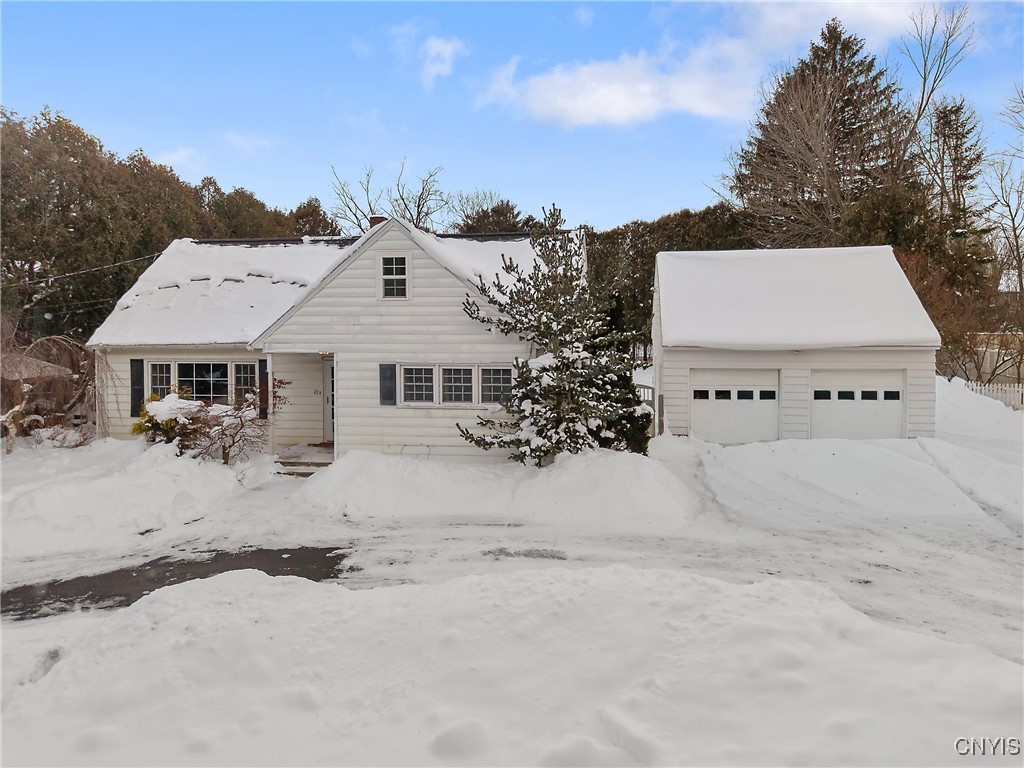 63 Lyndon Road De Witt, NY 13066 - Photo 3 of 42