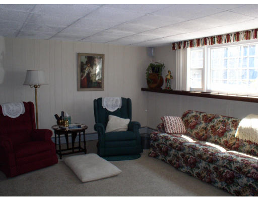 55 Sargent Road Westminster, MA 01473 - Photo 12 of 13 Gallery Image 12