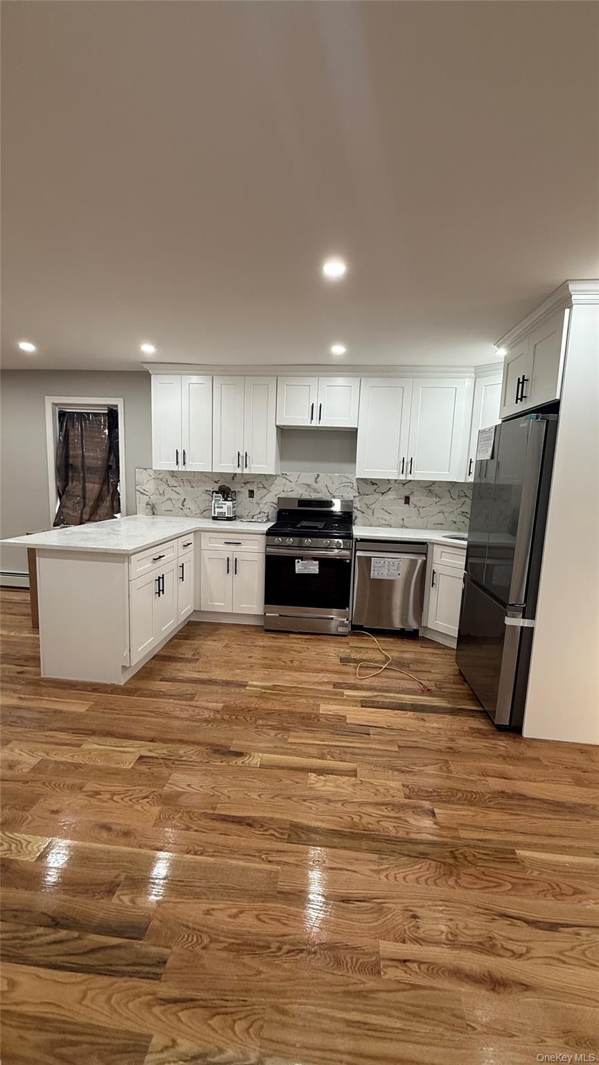 164-21 109th Road Queens, NY 11433 - Photo 5 of 14