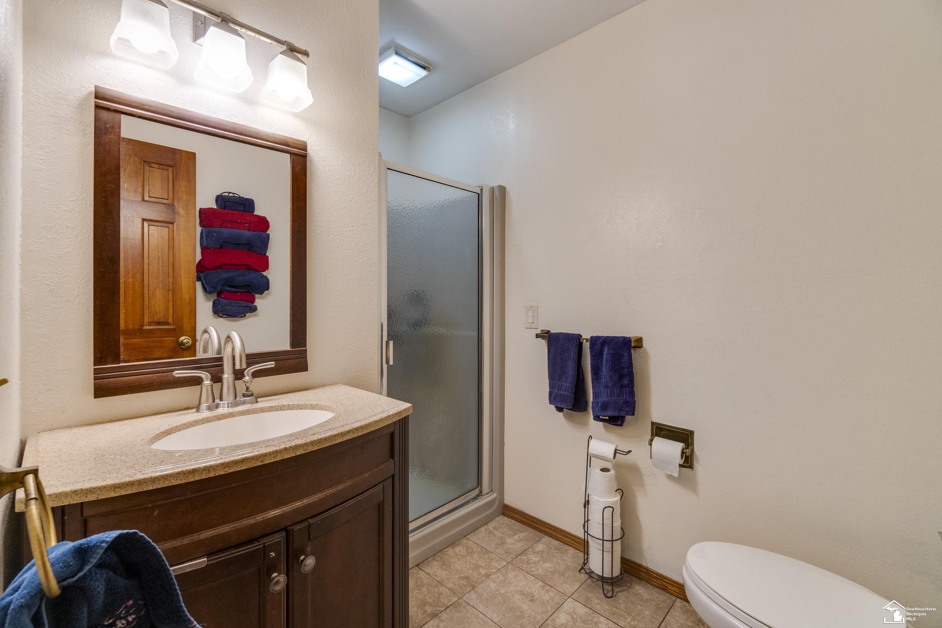 8061 Wiseman Road Lambertville, MI 48144 - Photo 9 of 46