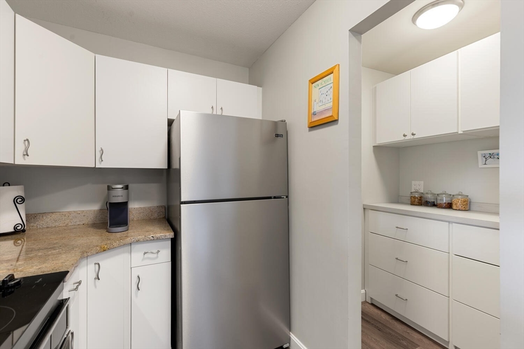 269 Cambridge Road, Unit 605 Woburn, MA 01801 - Photo 16 of 35