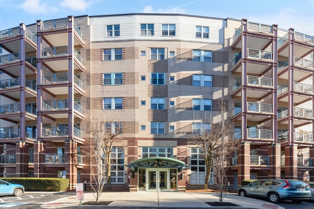 269 Cambridge Road, Unit 605 Woburn, MA 01801 - Photo 2 of 35
