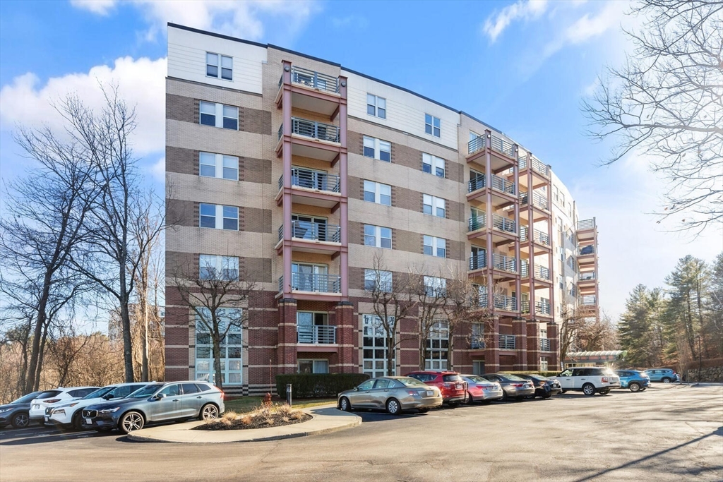 269 Cambridge Road, Unit 605 Woburn, MA 01801 - Photo 3 of 35