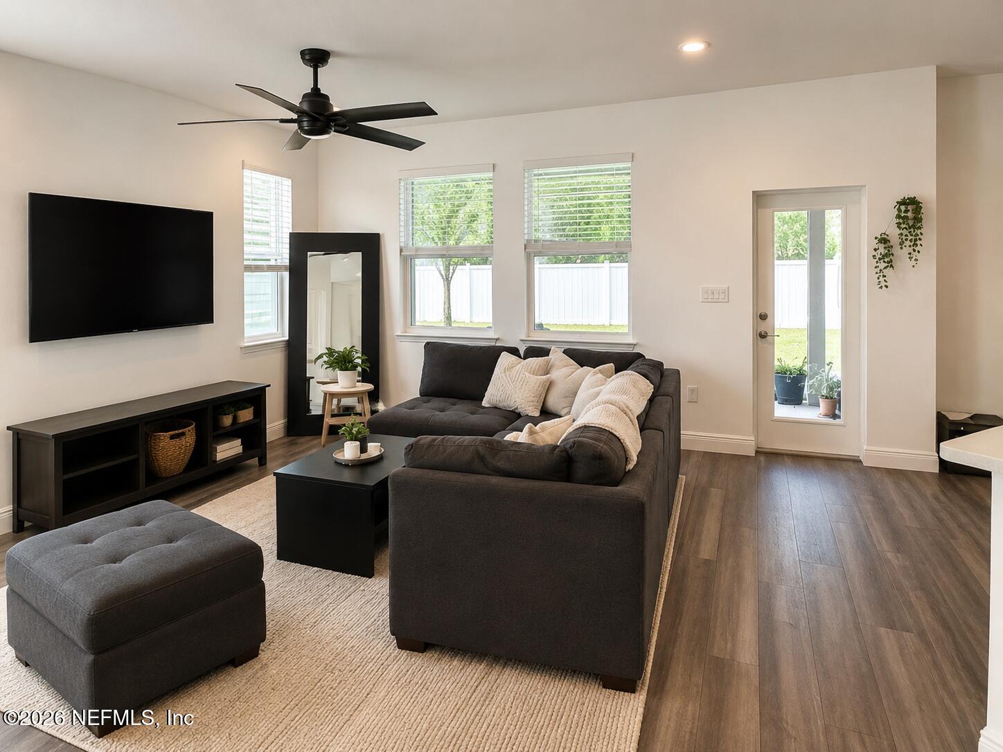 1 Rivertown Road Palm Coast, FL 32137 - Photo 4 of 22 Living Room