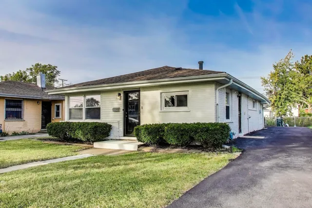 $170,000 | 16450 Honore Avenue, Markham, IL 60428