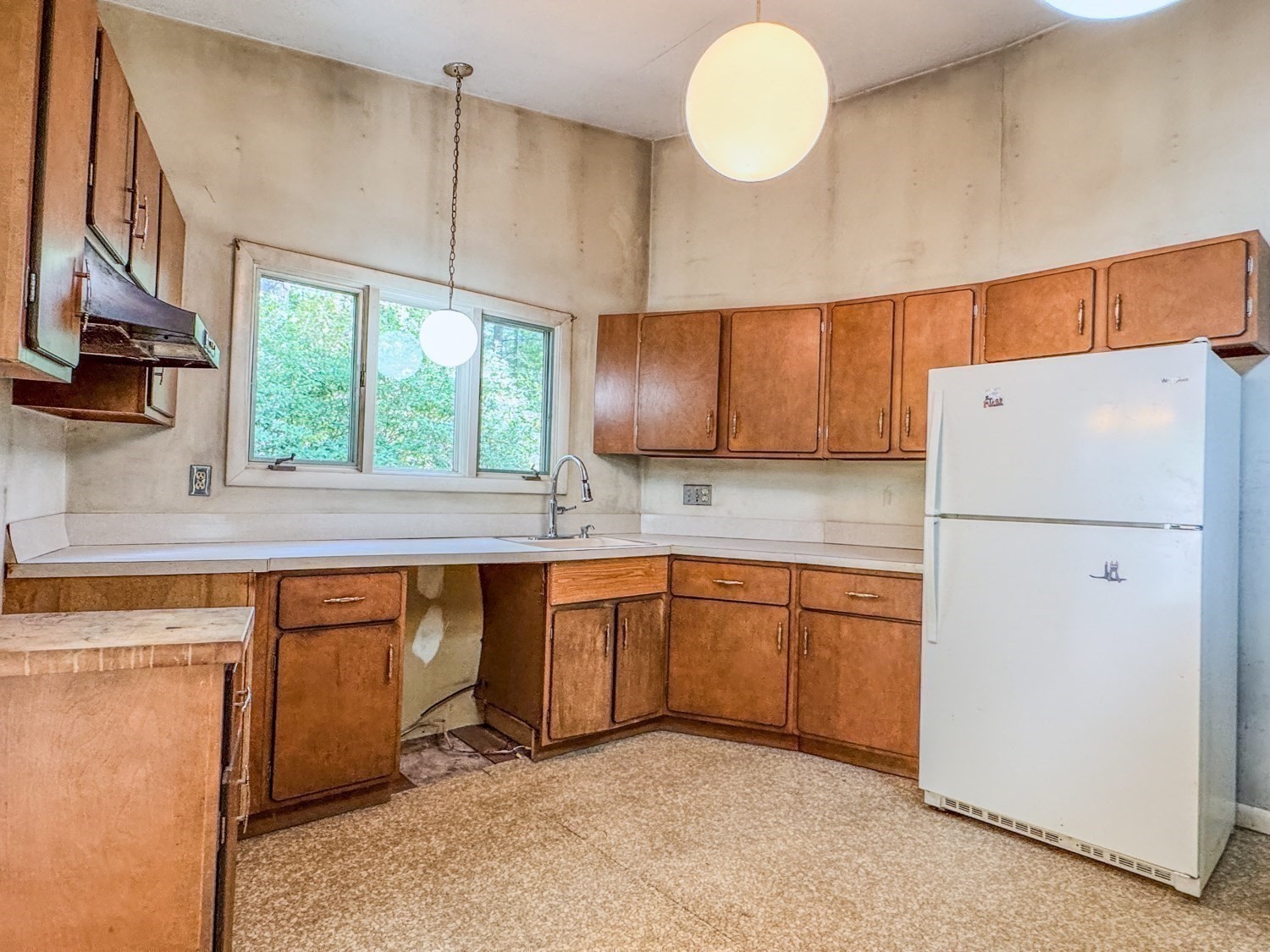 68 Stony Hill Road Amherst, MA 01002 - Photo 11 of 42 Gallery Image 11