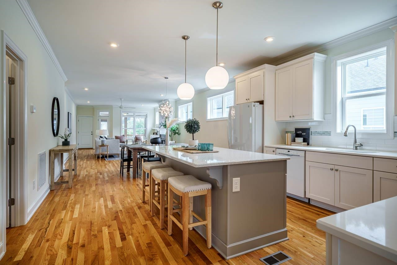 189 Logbridge Road Chapel Hill, NC 27516 - Photo 13 of 54 Kitchen