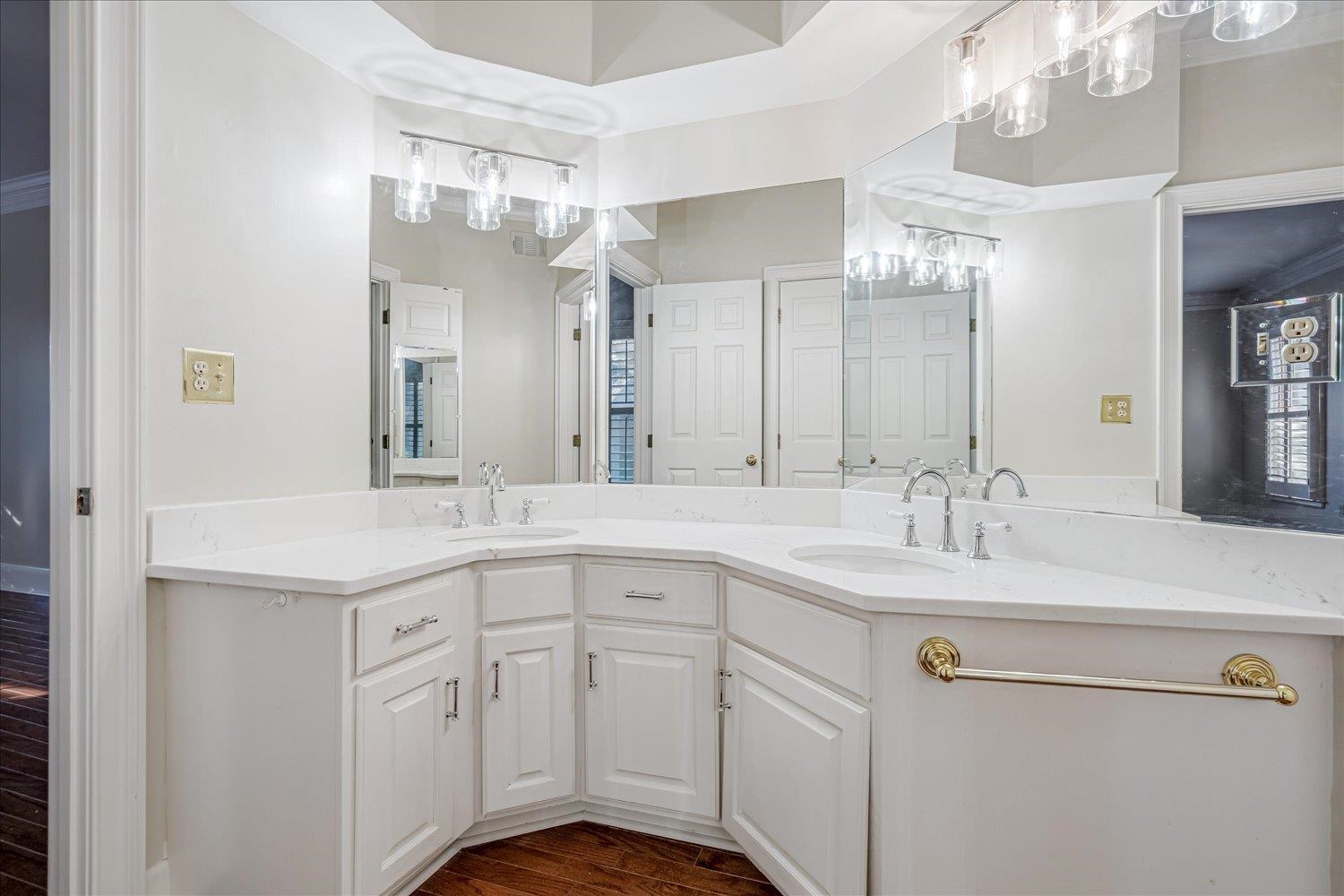 4821 Kingsgate Place South Memphis, TN 38117 - Photo 3 of 19