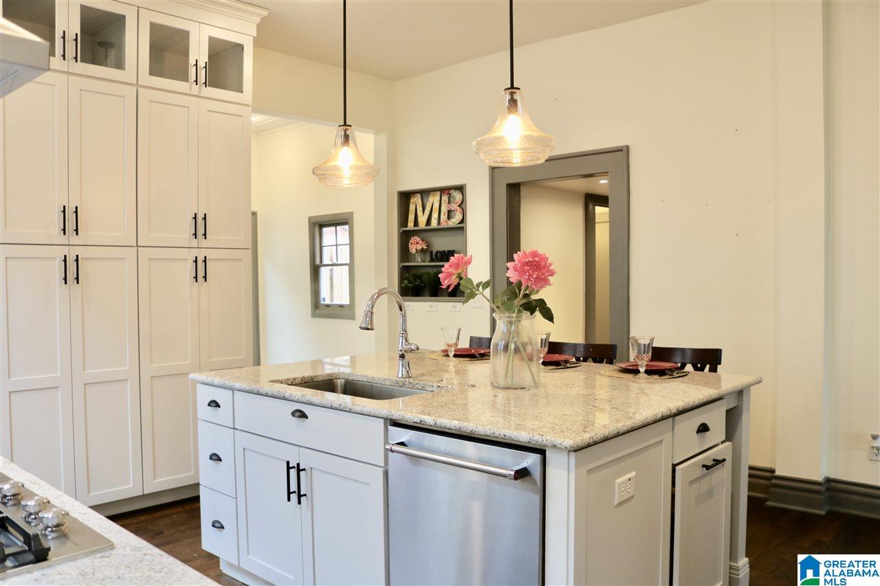 1005 28th Place South Birmingham, AL 35205 - Photo 10 of 50