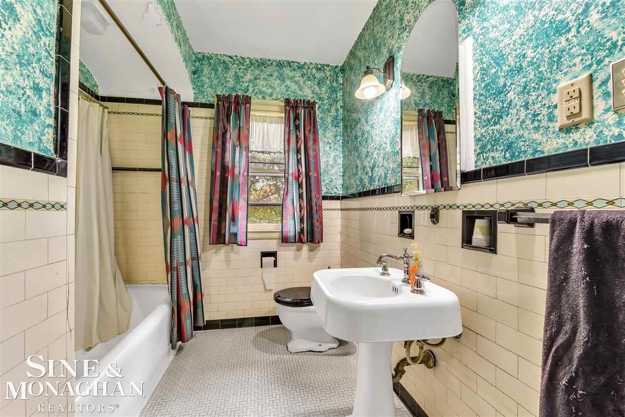 1021 Nottingham Road Grosse Pointe Park, MI 48230 - Photo 22 of 39