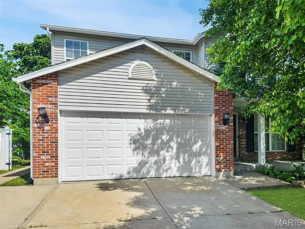 $299,900 | 58 Fawn Oaks Drive, O'Fallon, MO 63366