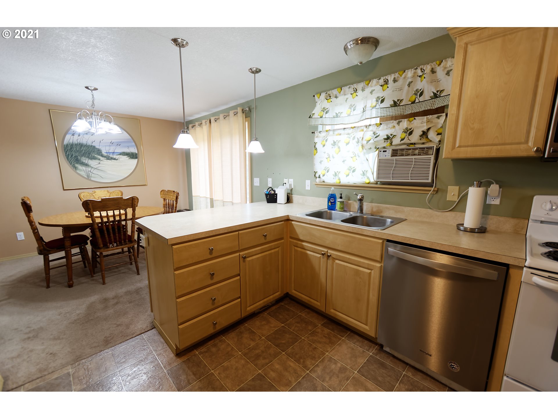 32899 Northwest Peak Road Scappoose, OR 97056 - Photo 11 of 32 Gallery Image 11