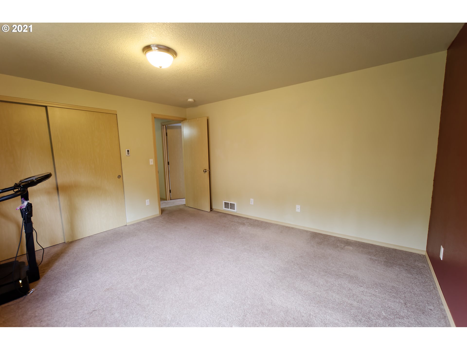 32899 Northwest Peak Road Scappoose, OR 97056 - Photo 24 of 32 Gallery Image 24
