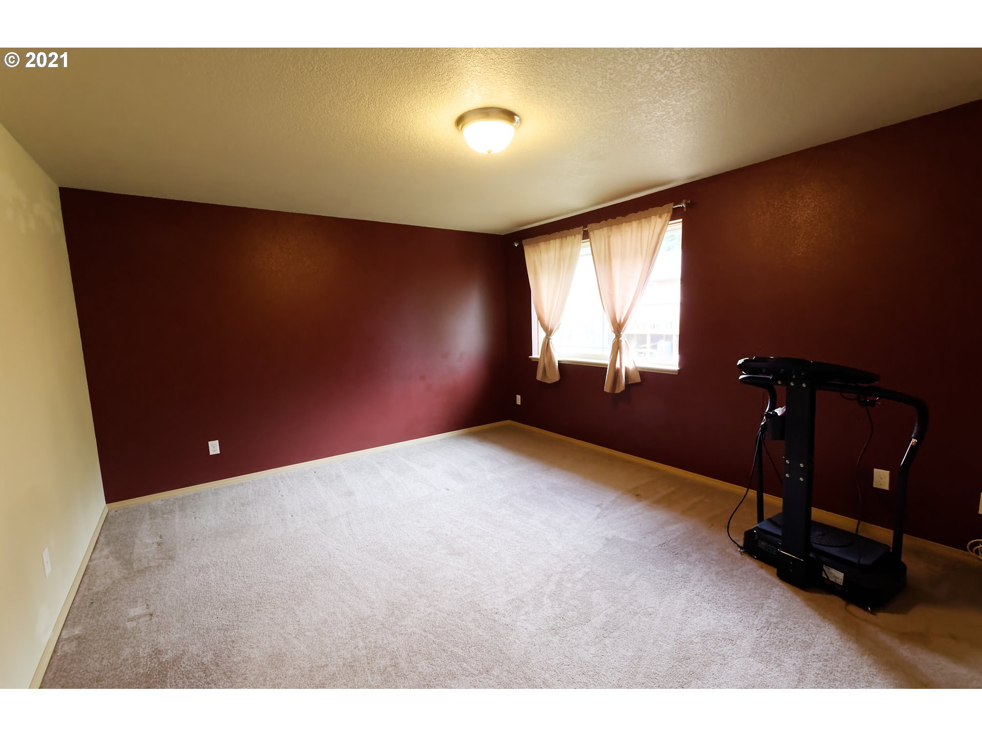 32899 Northwest Peak Road Scappoose, OR 97056 - Photo 25 of 32 Gallery Image 25