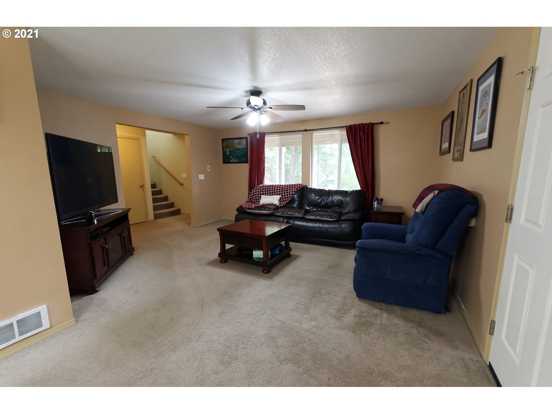 32899 Northwest Peak Road Scappoose, OR 97056 - Photo 5 of 32 Gallery Image 5