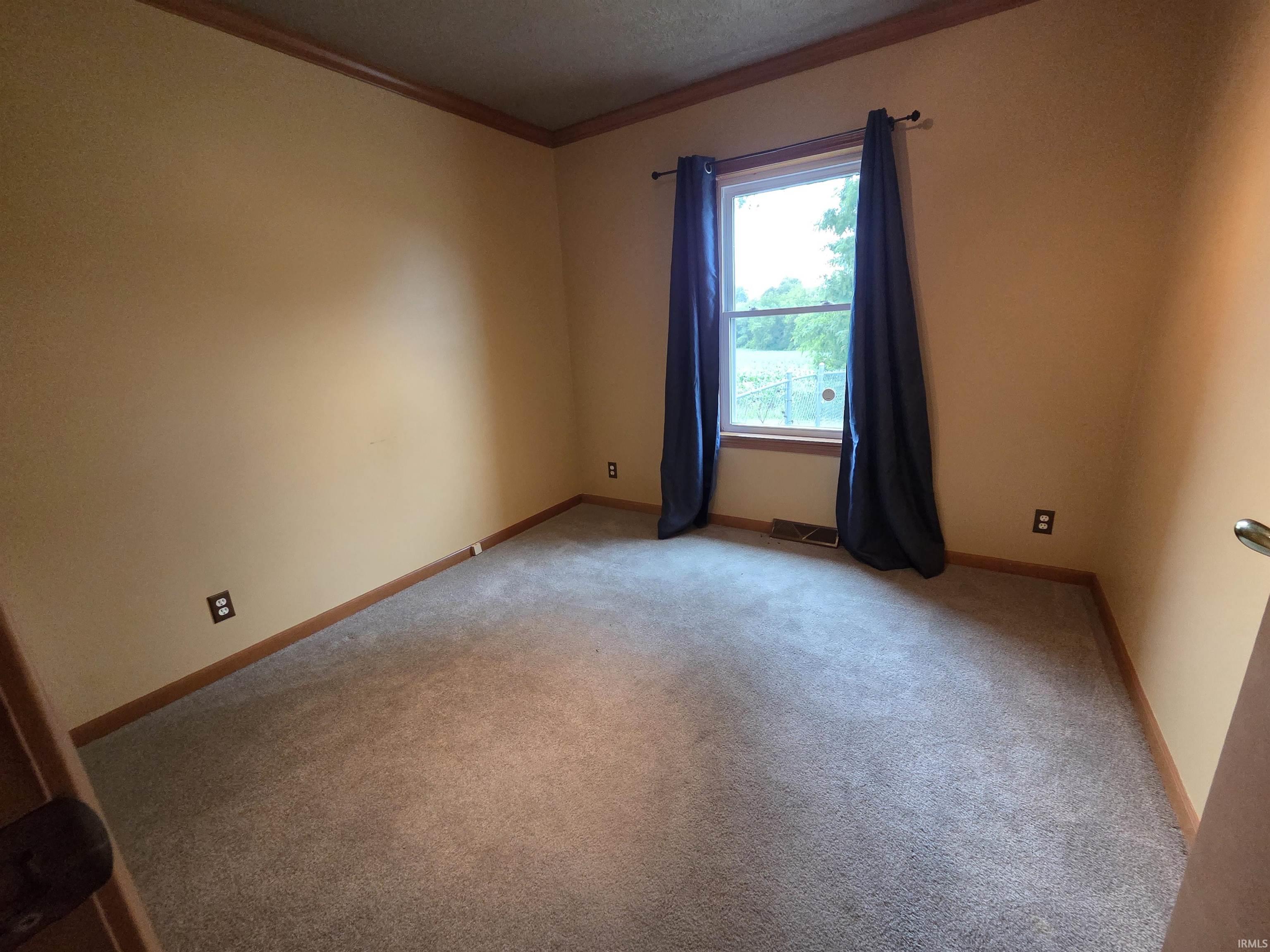 15493 South County Line Road Syracuse, IN 46567 - Photo 16 of 25