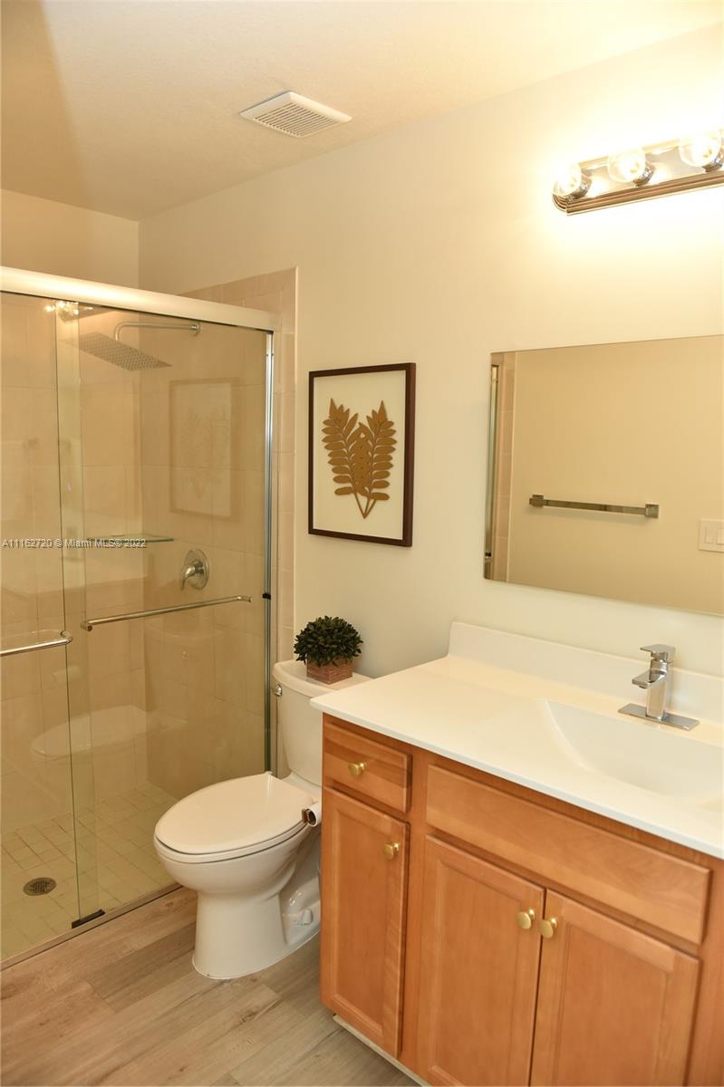 Hialeah Hialeah, FL 33018 - Photo 20 of 60