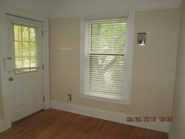 1320 Cambridge Road Ann Arbor, MI 48104 - Photo 9 of 22 Photo 9