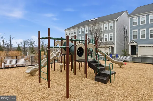 $969,000 | 10237 Travilah Grove Circle, Rockville, MD 20850