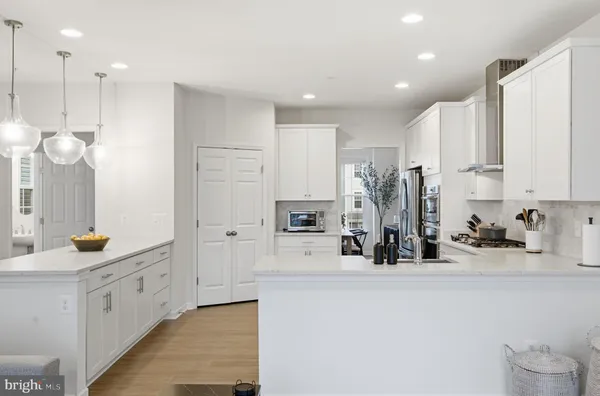 $969,000 | 10237 Travilah Grove Circle, Rockville, MD 20850