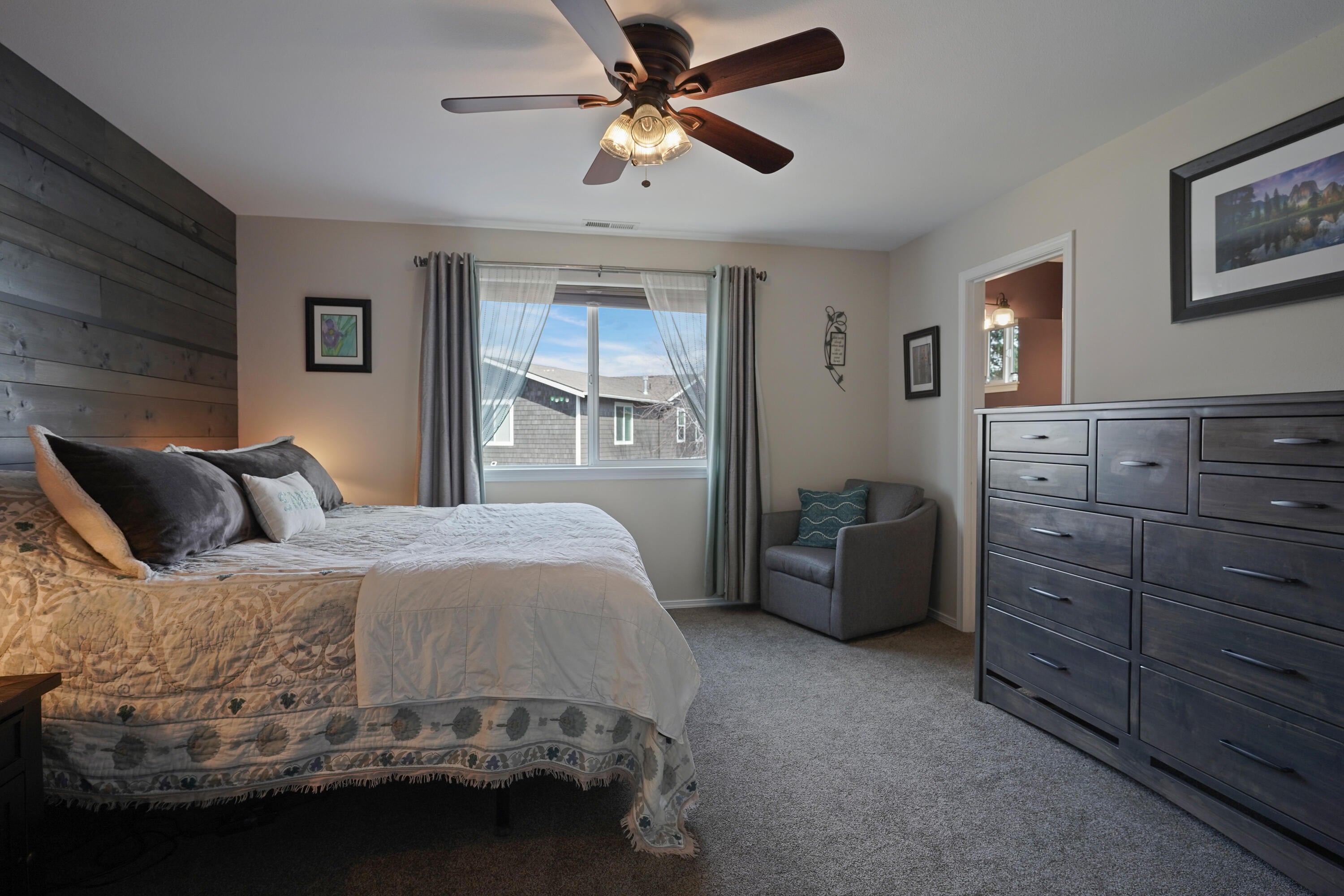 20354 Murphy Road Bend, OR 97702 - Photo 16 of 26 DSC05795