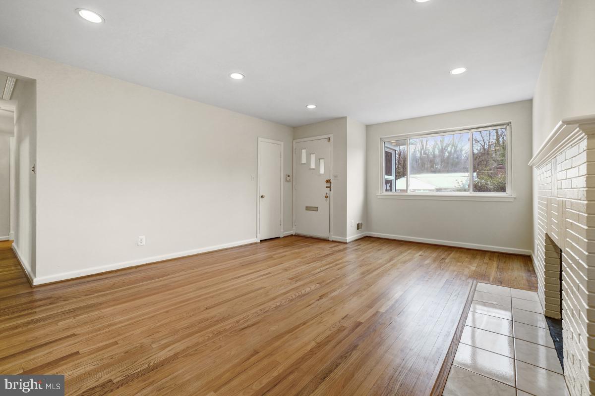 2300 Westview Drive Silver Spring, MD 20910 - Photo 9 of 38