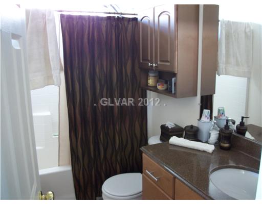 1145 Cathedral Ridge Street Henderson, NV 89052 - Photo 11 of 18 Bathroom.