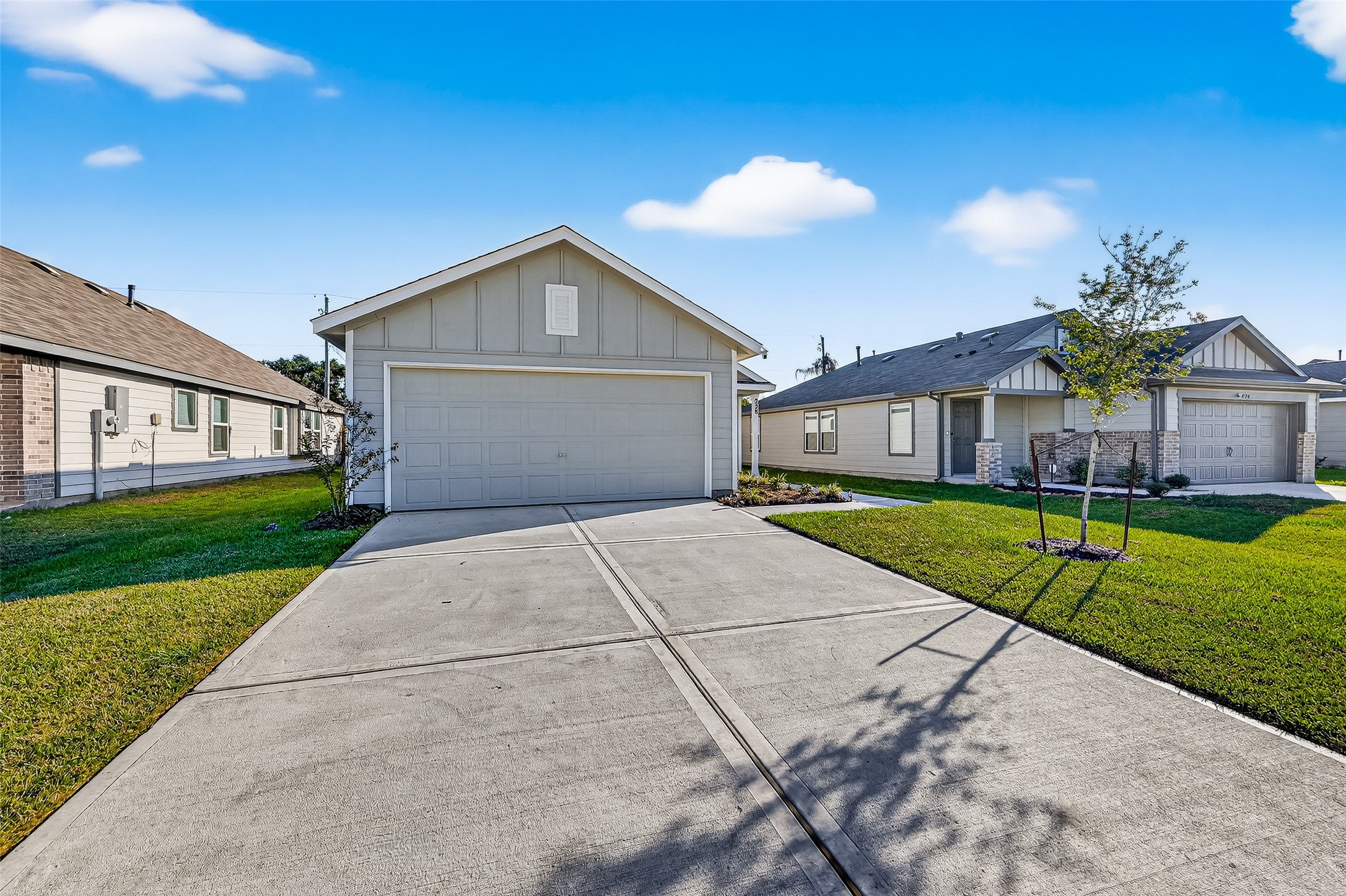 228 Laura Leigh Lane Angleton, TX 77515 - Photo 2 of 37 a view of house and outdoor space