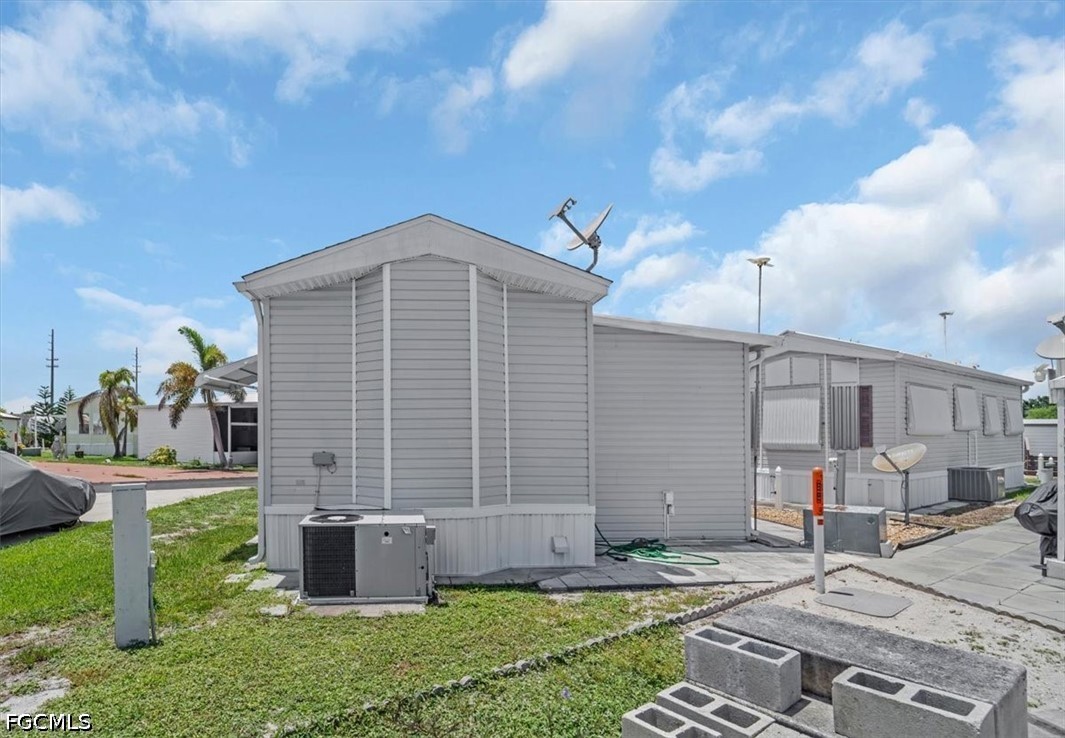 1159 Daniels Road, Unit 74 Moore Haven, FL 33471 - Photo 27 of 39