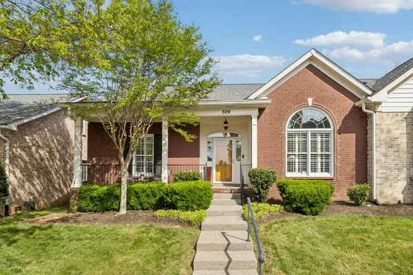 $899,900 | 509 Glen Echo Place, Nashville, TN 37215