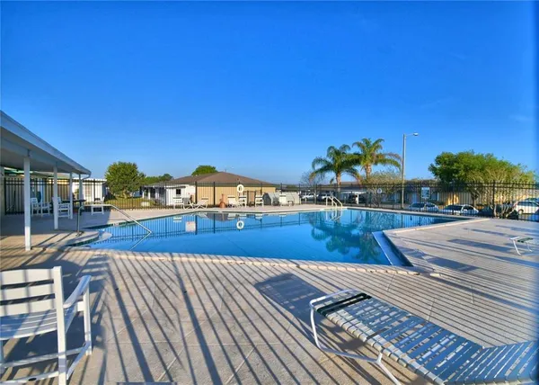 $175,000 | 523 Winter Terrace, Unit 523, Winter Haven, FL 33881