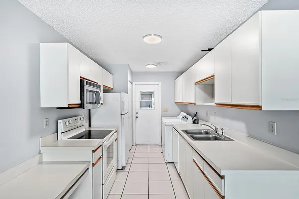 $175,000 | 523 Winter Terrace, Unit 523, Winter Haven, FL 33881