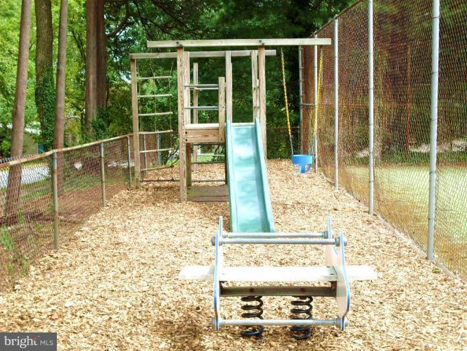 1913 Greenberry Road Baltimore, MD 21209 - Photo 25 of 30 Community Playground