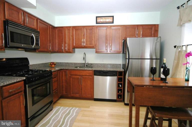 1913 Greenberry Road Baltimore, MD 21209 - Photo 29 of 30 Kitchen #3