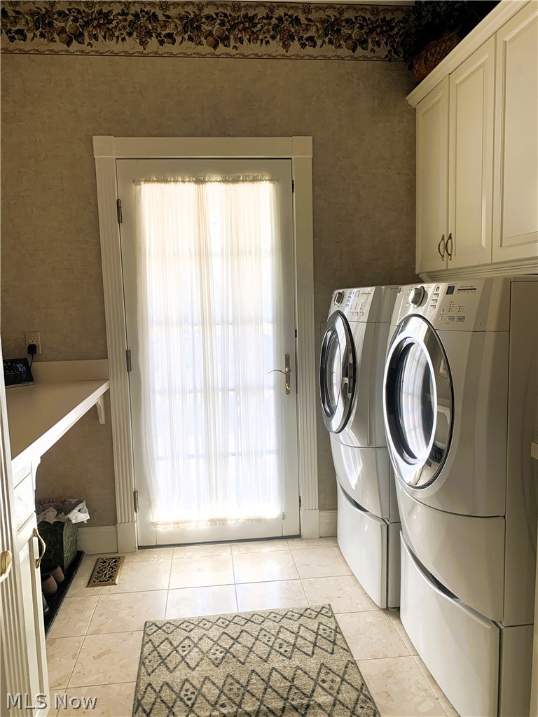 521 Hasbrock Road Norwalk, OH 44857 - Photo 13 of 50 Main Floor Laundry