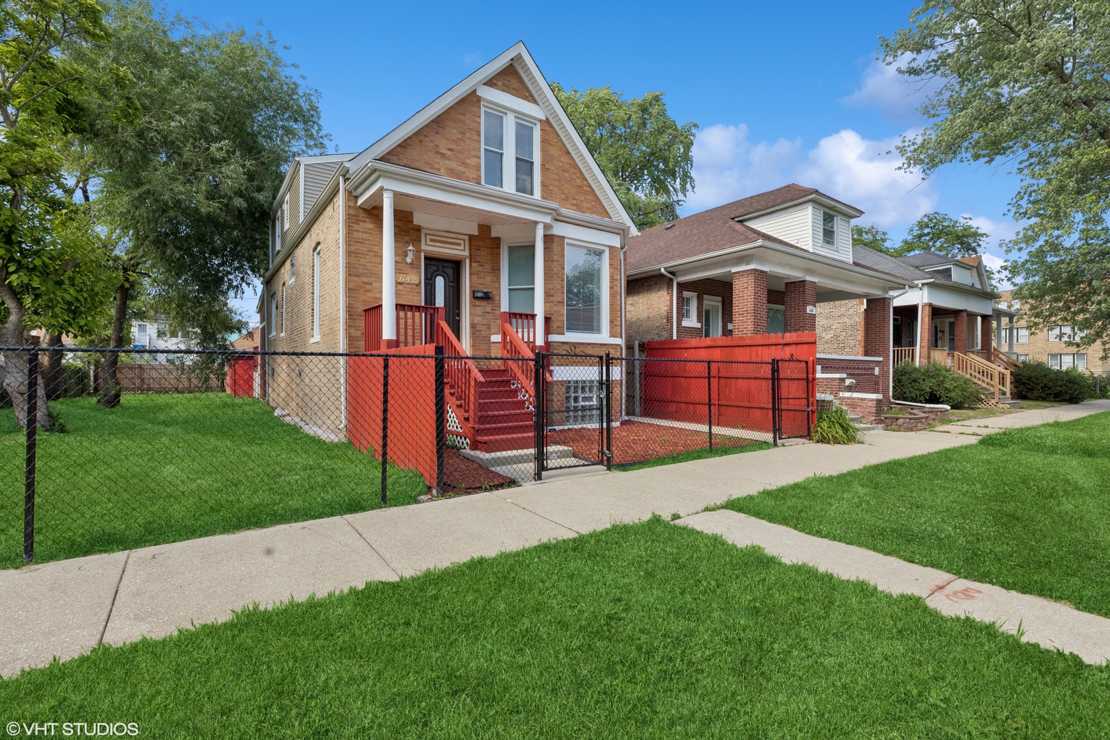 642 East 90th Street Chicago, IL 60619 - Photo 2 of 25