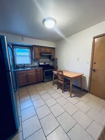 $1,500 | 3954 North Pioneer Avenue, Unit 2S, Chicago, IL 60634