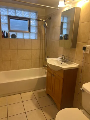 $1,500 | 3954 North Pioneer Avenue, Unit 2S, Chicago, IL 60634