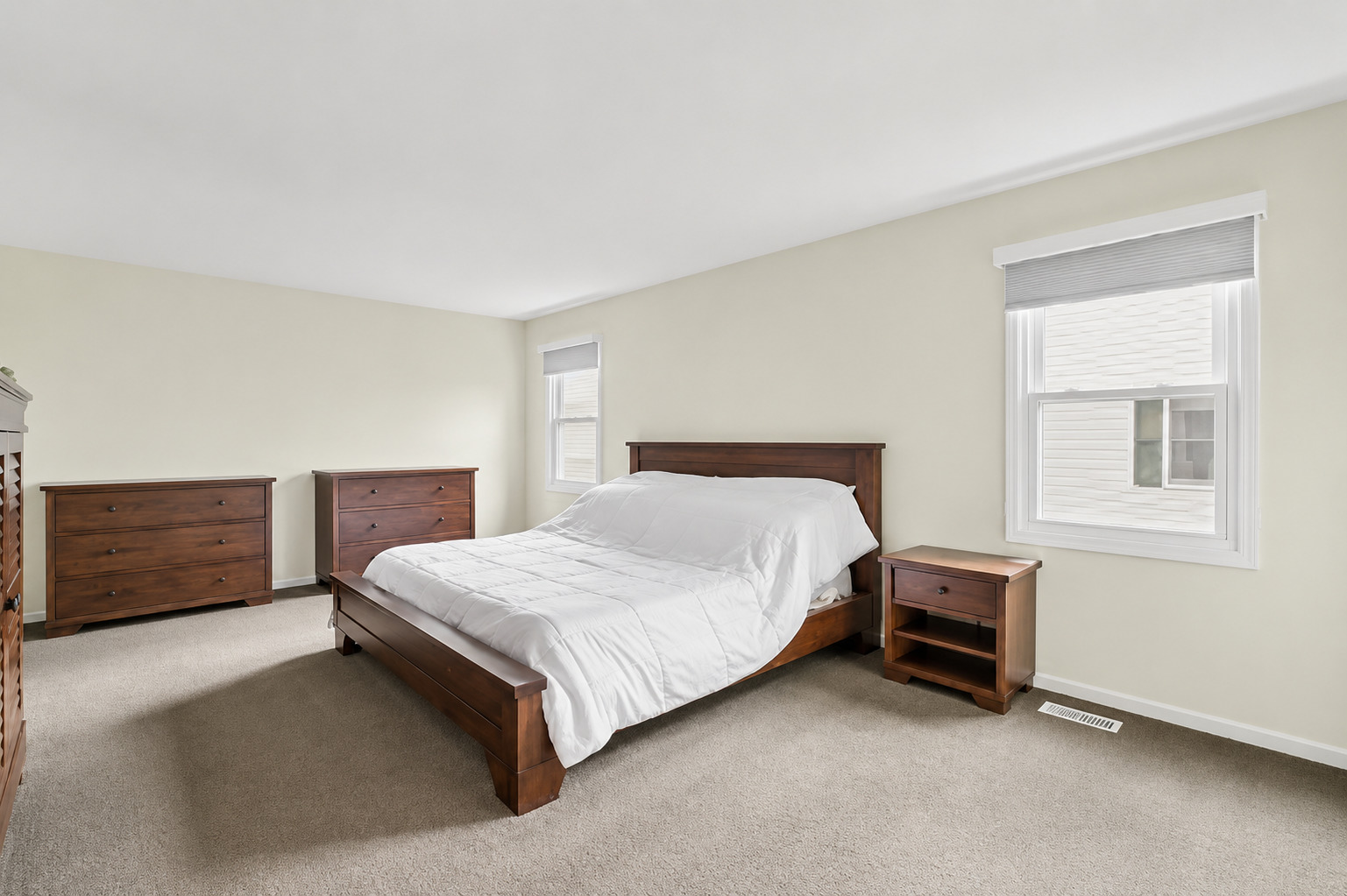 250 Wilshire Road Lake Forest, IL 60045 - Photo 13 of 28 a bedroom with a bed dresser and a window