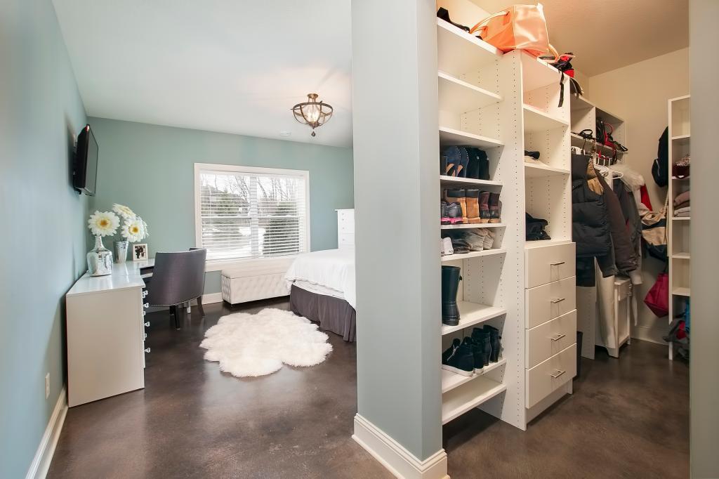 9941 Trails End Road Chanhassen, MN 55317 - Photo 47 of 52 Gallery Image 47