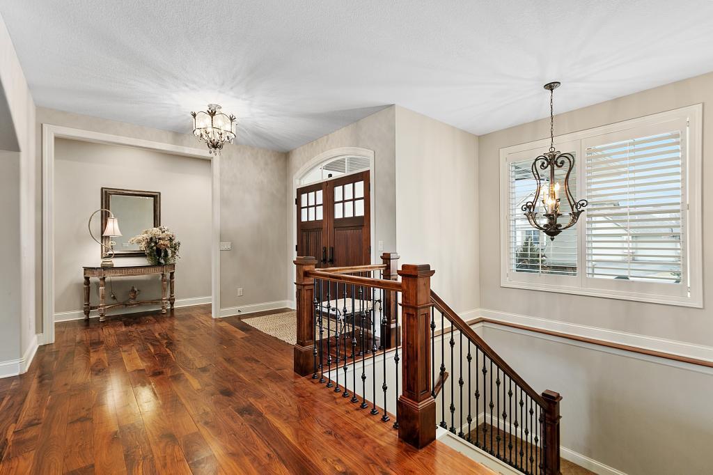 9941 Trails End Road Chanhassen, MN 55317 - Photo 7 of 52 Gallery Image 7