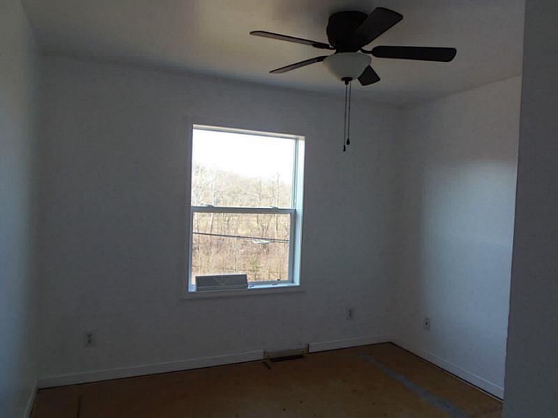 882 Joffre Cherry Valley Road Burgettstown, PA 15021 - Photo 14 of 23 Bedroom. aNOTHER BEDROOM WITH NICE SIZE CLOSET