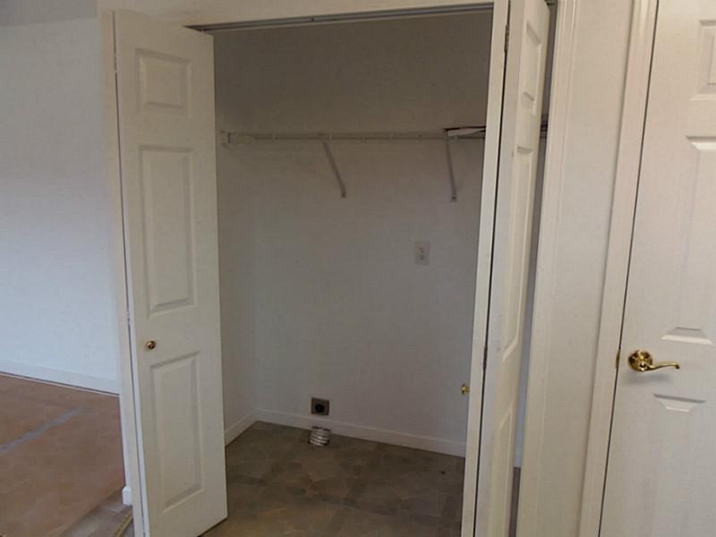 882 Joffre Cherry Valley Road Burgettstown, PA 15021 - Photo 8 of 23 Other. LAUNDRY AREA