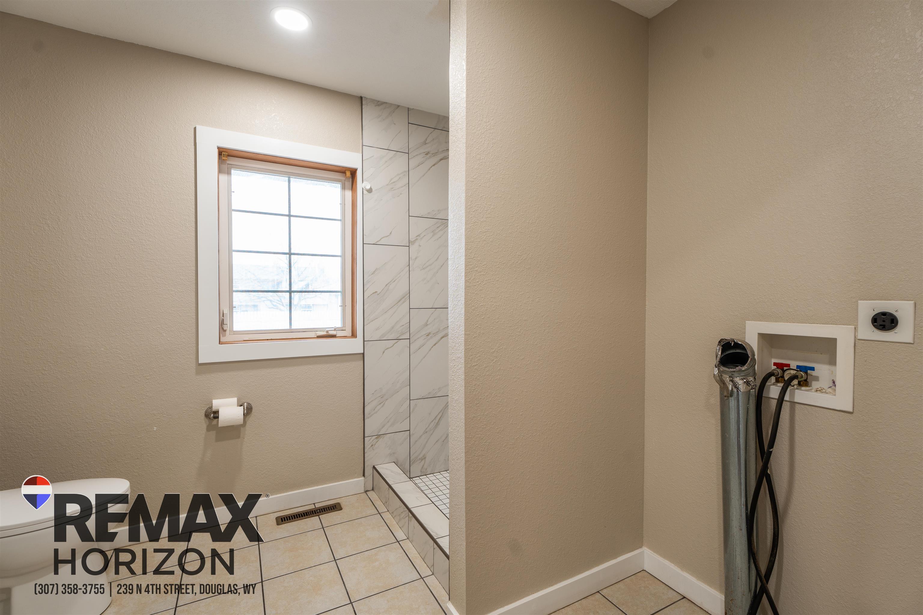 41 Lakeview Drive Douglas, WY 82633 - Photo 15 of 48