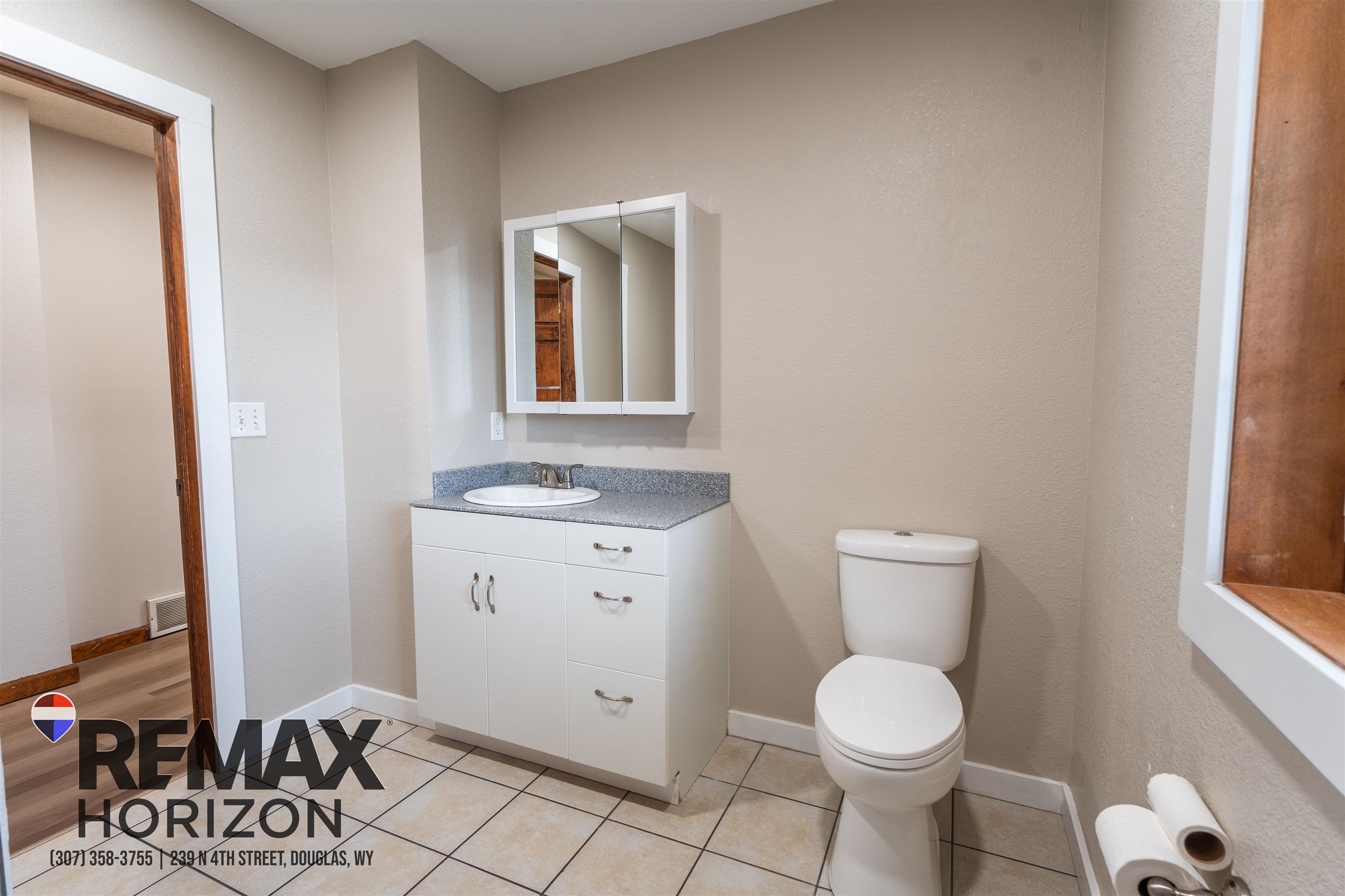 41 Lakeview Drive Douglas, WY 82633 - Photo 17 of 48